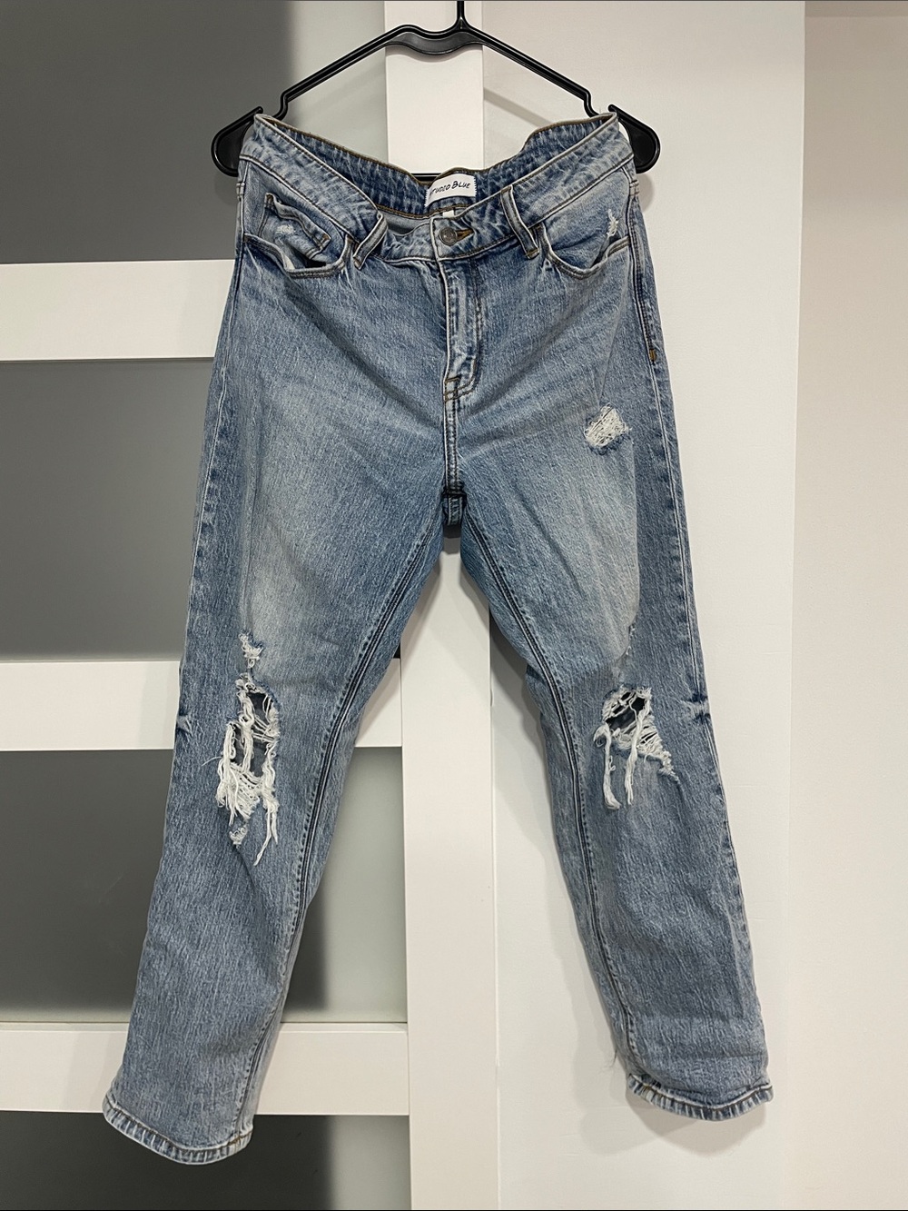 Light Blue Distressed Boyfriend Jeans - Classic Casual Fit